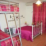 Bed & Breakfast On The Rainbow 4*