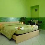 On The Rainbow Bed & Breakfast 4*