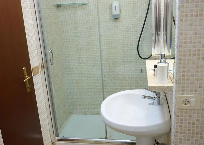 On The Rainbow רומא