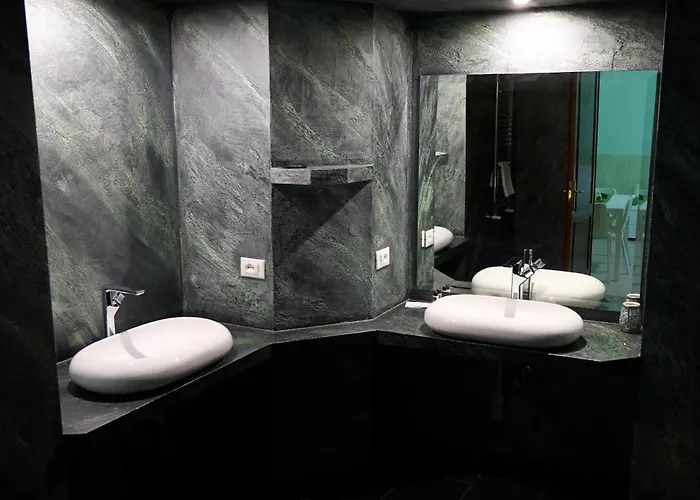 On The Rainbow 4* روما